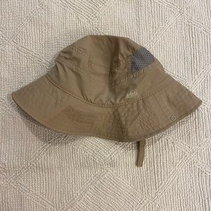 Tan REI outdoors hat!